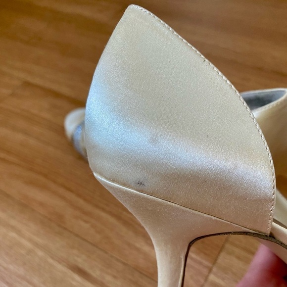 Nine West New Favorly Bridal Kitten Heel Satin Dress Sandals Women’s 9 NWT - Picture 11 of 15